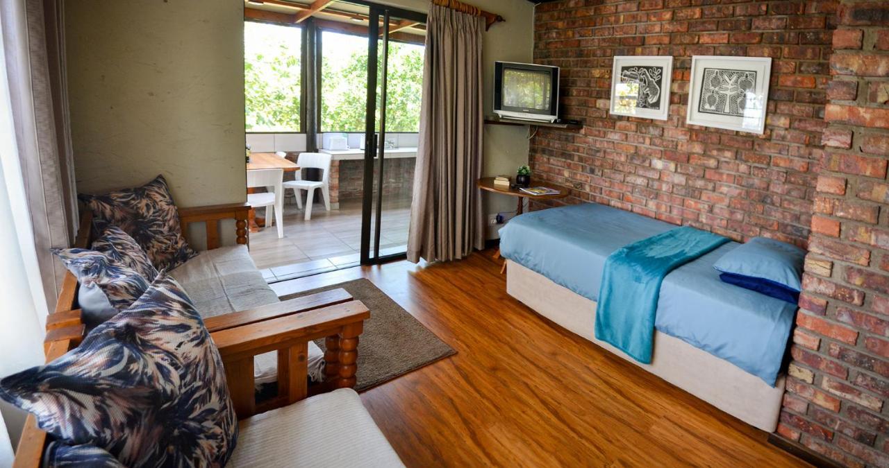 Palm Cottage - Colchester - 5Km From Elephant Park Экстерьер фото
